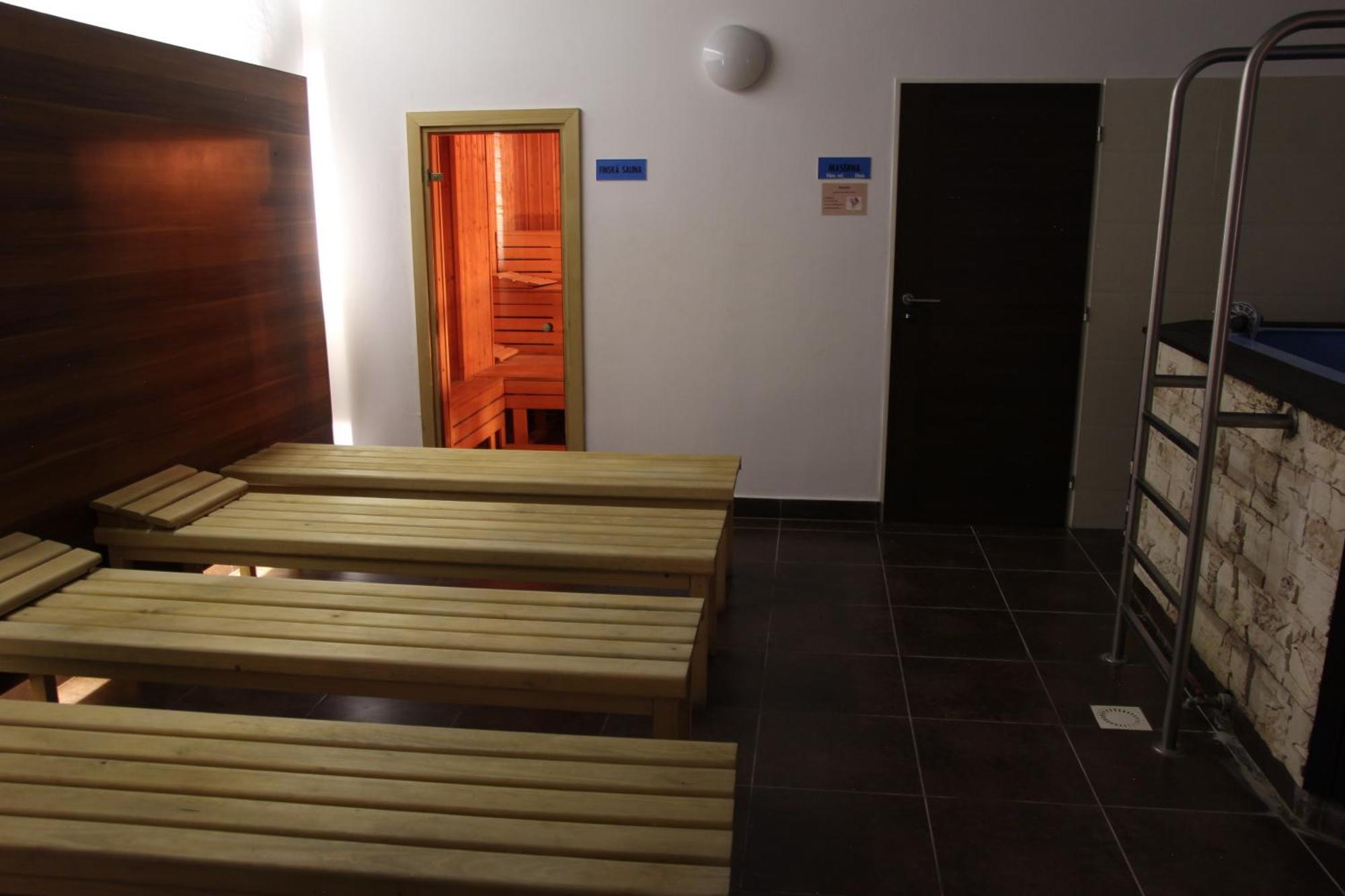 Apartmany Fit Gym Havířov Exteriör bild